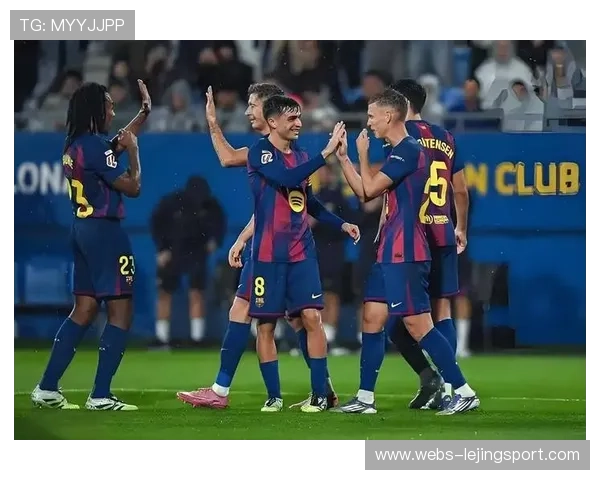 从赛季初低迷到稳居前四,里昂主帅战术调整成效显著 从赛季初低迷到稳居前四,里昂主帅战术调整成效显著